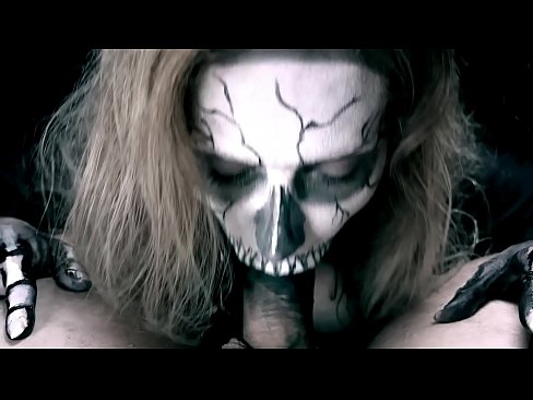 ❤️ Demon merch sugno ceiliog gyda'i geg du a llyncu cum. ️ Porno ar cy.credit-assorti.ru ☑